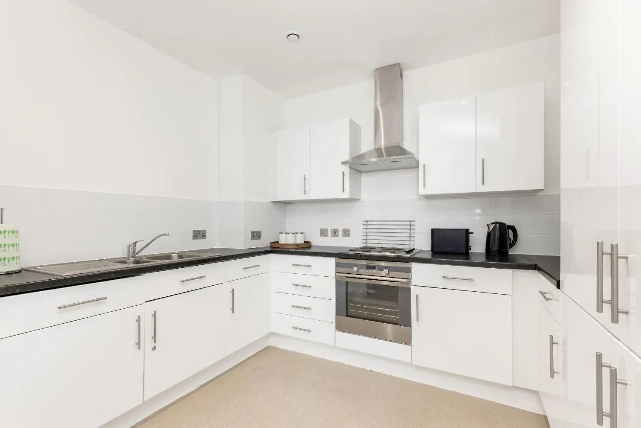 Khayat Homes - The Ferry - Two Bed London 0*,  United Kingdom