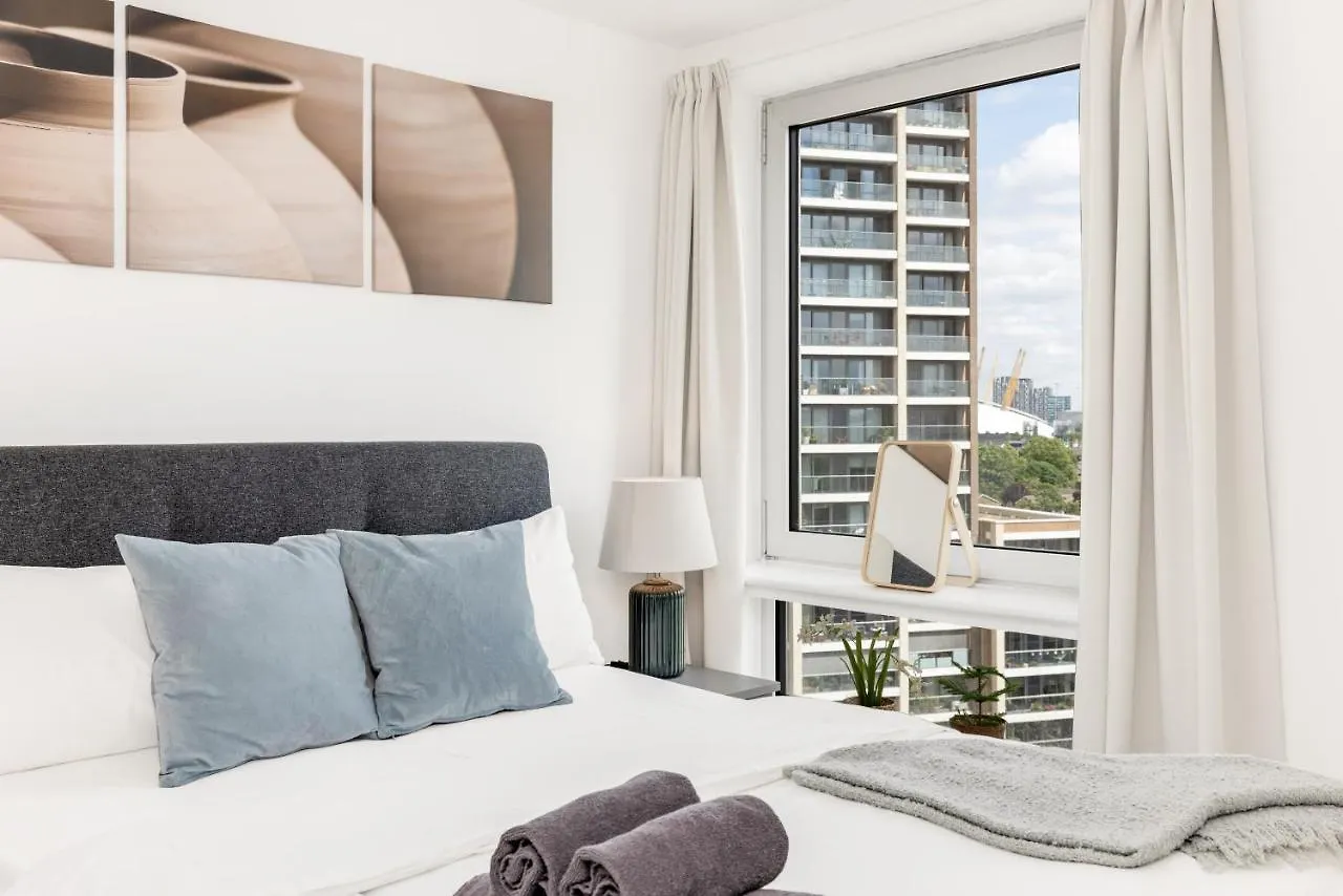 Khayat Homes - The Ferry - Two Bed London United Kingdom